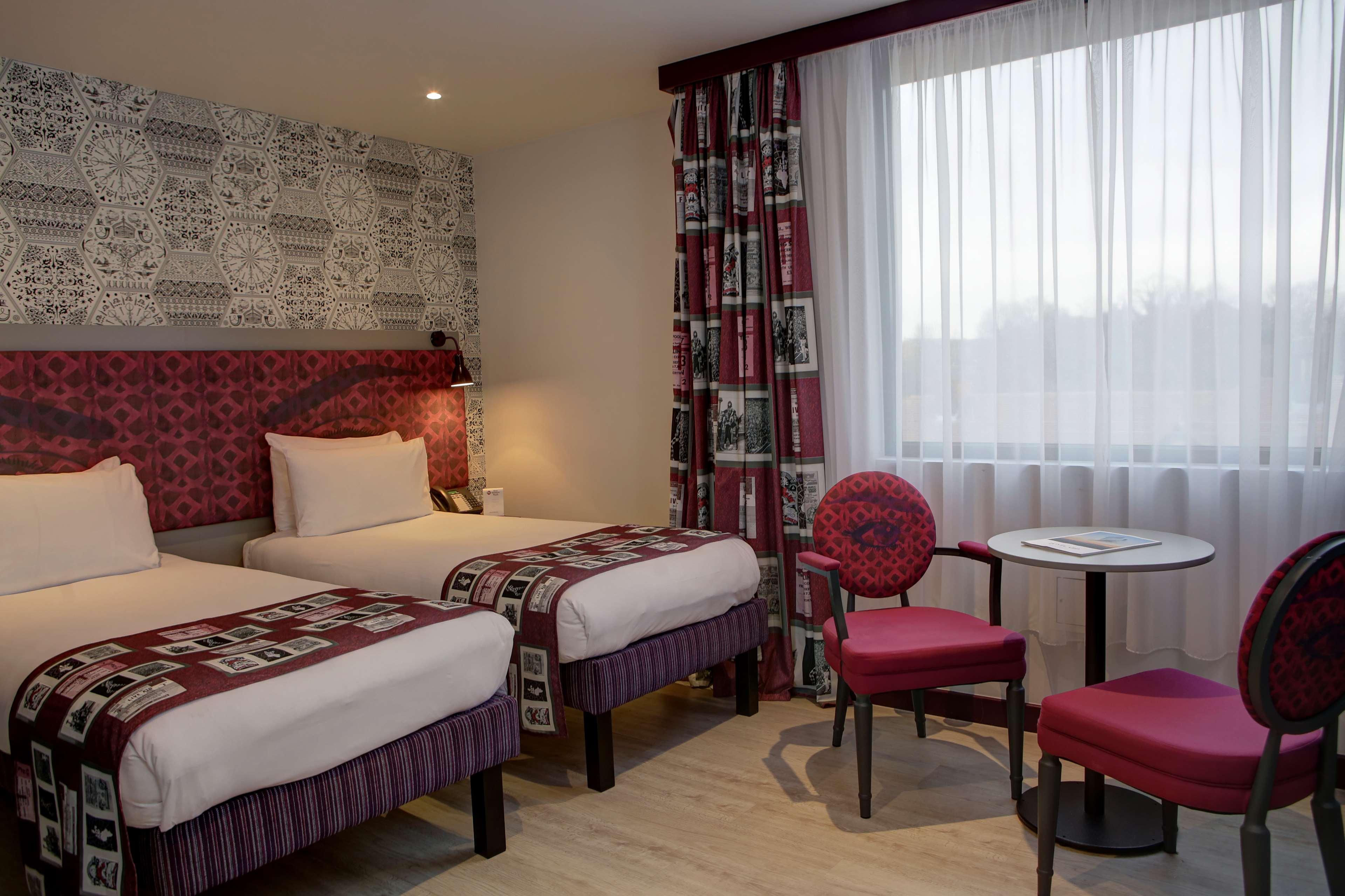 Best Western Plus Woodstock Inn & Suites Esterno foto