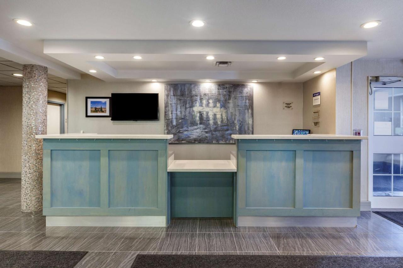 Best Western Plus Woodstock Inn & Suites Esterno foto